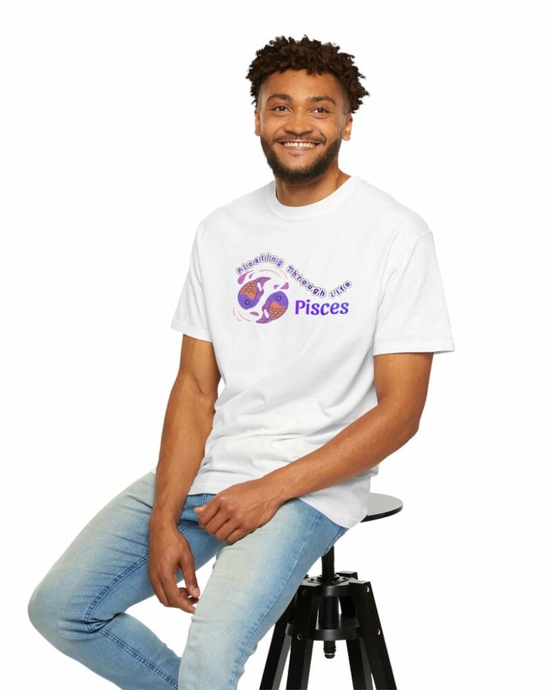 Floating Throught Life T-shirt - Unisex